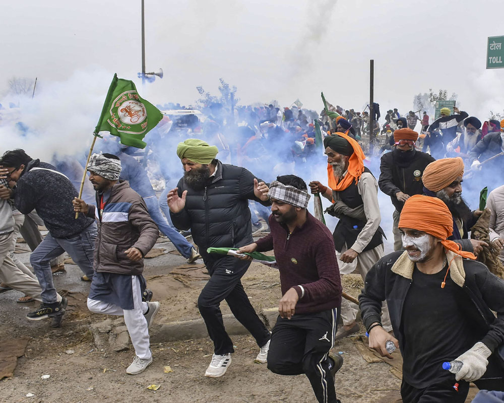 Farmers' demonstration in real time: tear gas shells fired at the Shambhu border, barricades removed