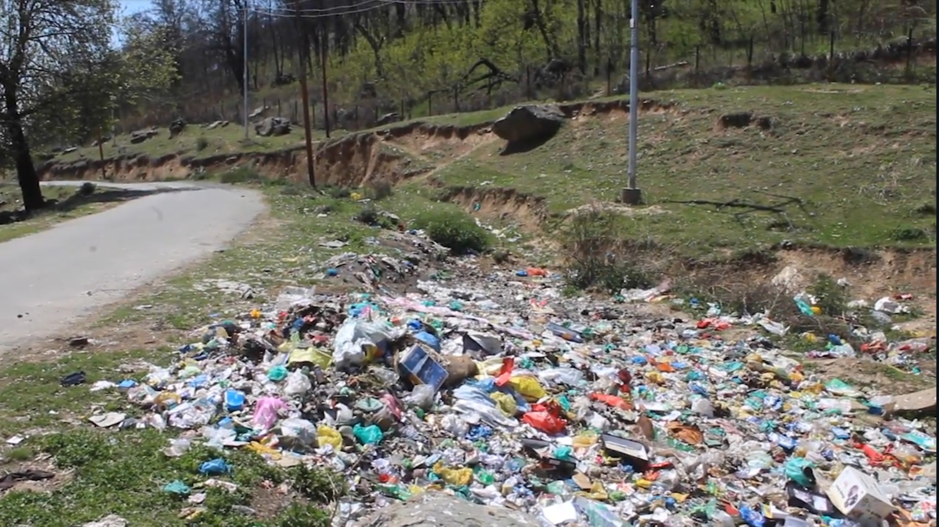 Mysterious decesos in J&K village vinculados a contaminado agua de lluvia