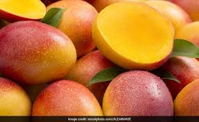 A Lifestyle Coach Offers Simple Ways To Find Dangerous Substances in Mangoes