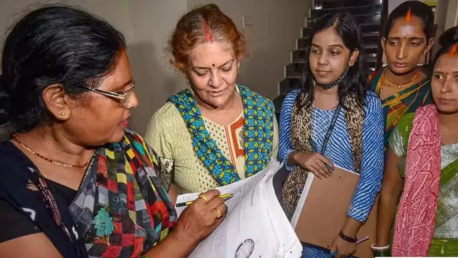 Today marks the start of the Karnataka caste survey, despite BJP and Congress concerns.