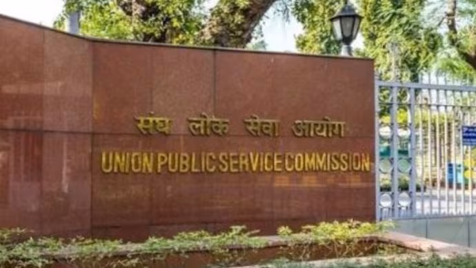 On October 1, the UPSC Chairman will conduct his first live interaction with CSE aspirants.