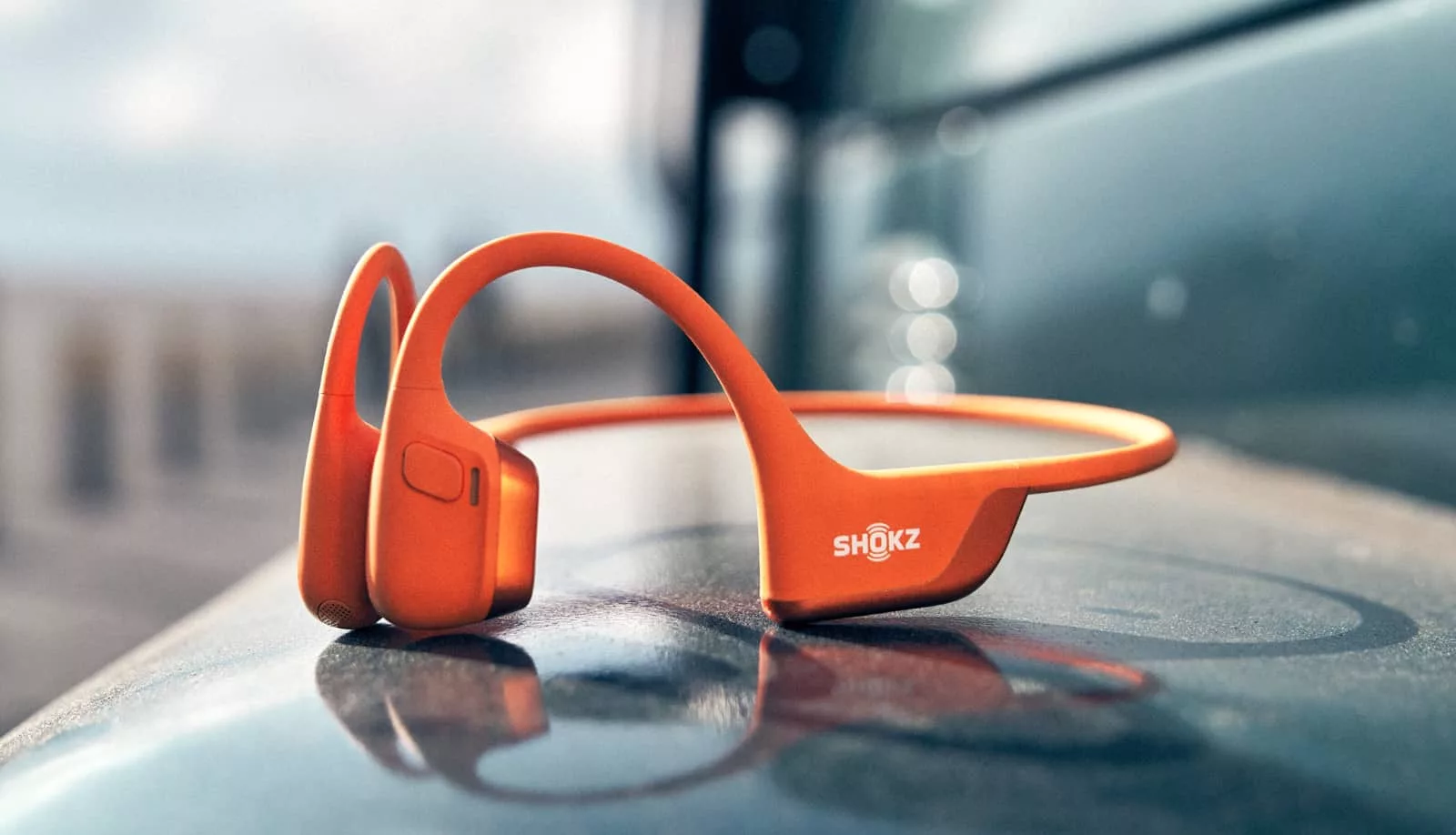 Keep music out of your ears rather than in them with SHOKZ OpenRun Pro 2.